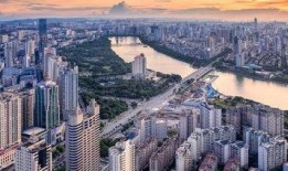 爆料南宁楼市新闻视频,最新爆料视频揭秘市场走势
